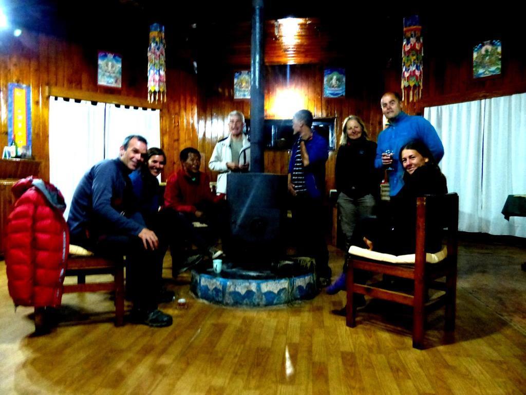 Lukla Airport Resort Lukla ภายนอก รูปภาพ