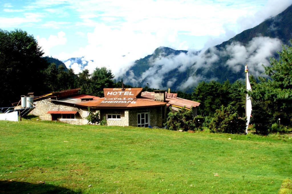 Lukla Airport Resort Lukla ภายนอก รูปภาพ