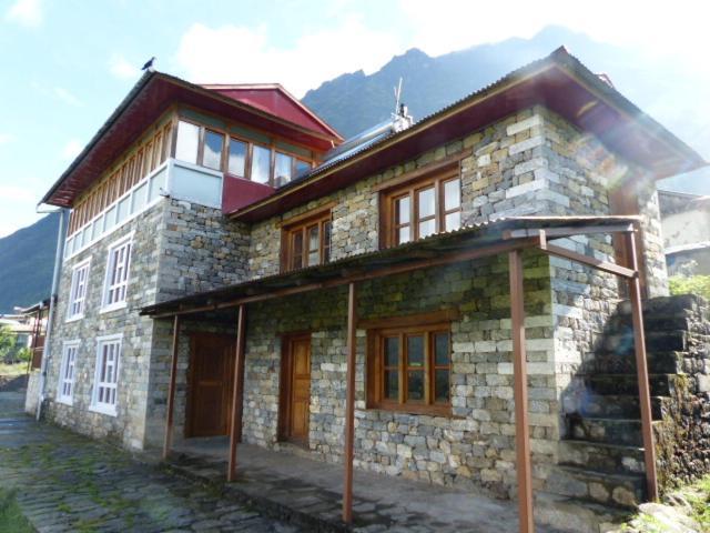 Lukla Airport Resort Lukla ภายนอก รูปภาพ