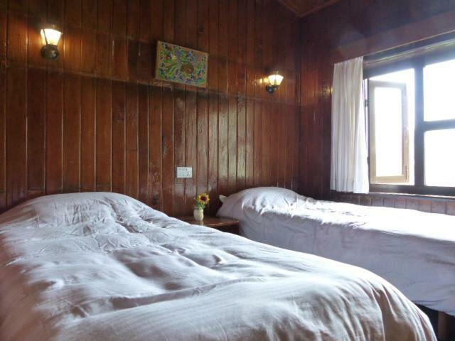 Lukla Airport Resort Lukla ภายนอก รูปภาพ